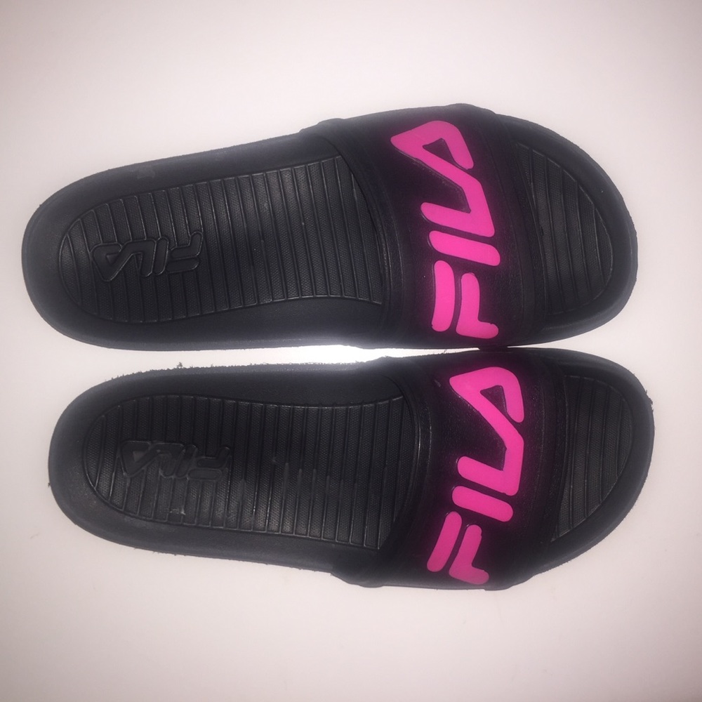 Fila Slides
